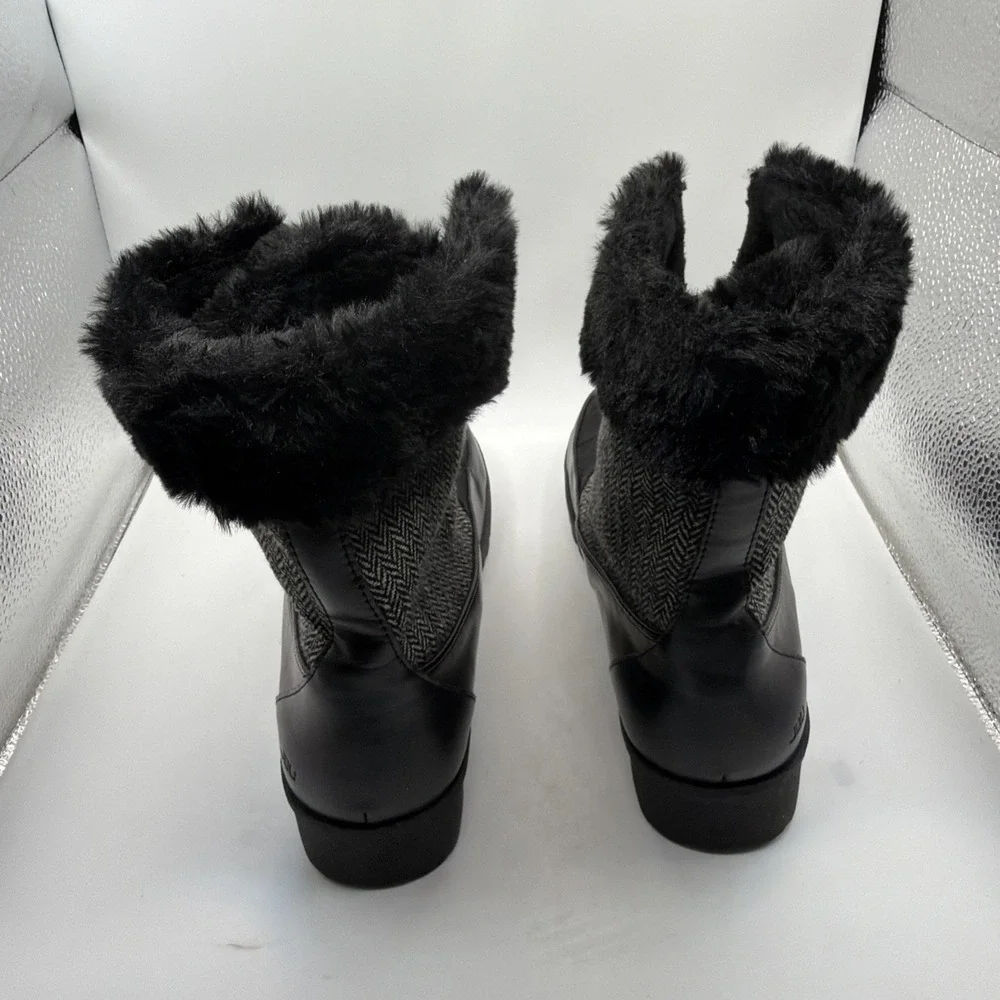 *New in Box* JBU Northgate Herringbone Booties with Faux‎ Fur, Women's Size 9